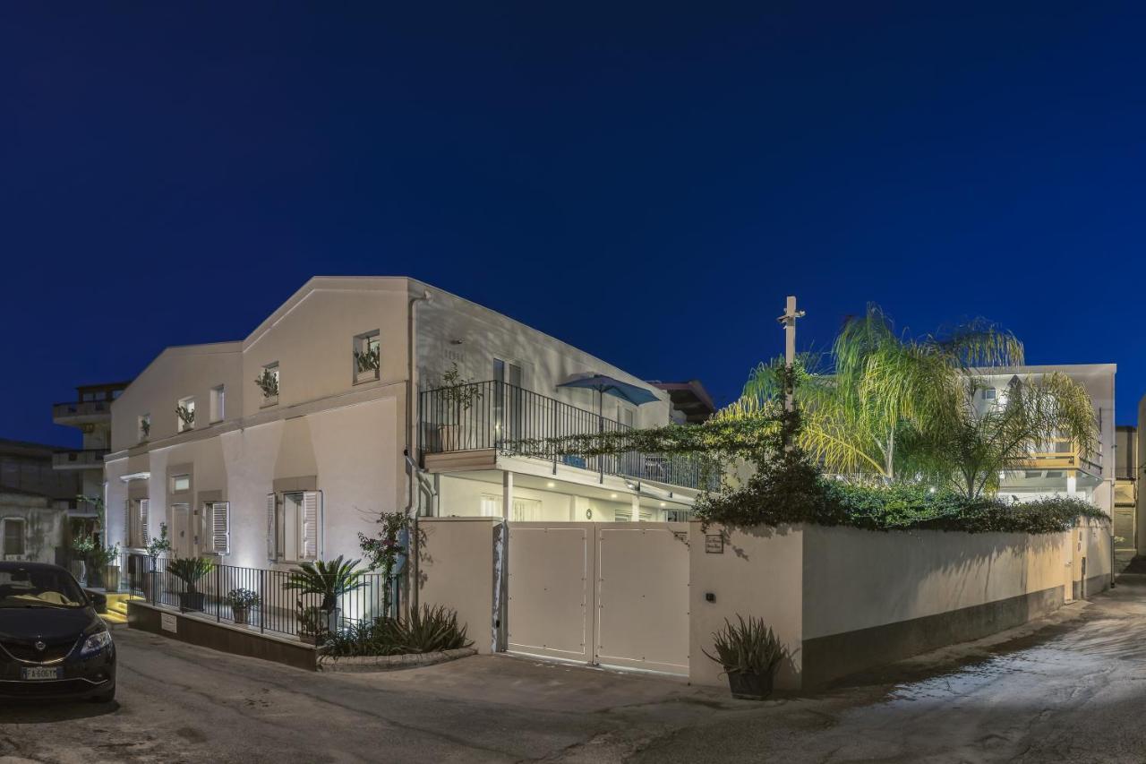 פוצאלו Casa Vacanze "Oceano Mare" מראה חיצוני תמונה
